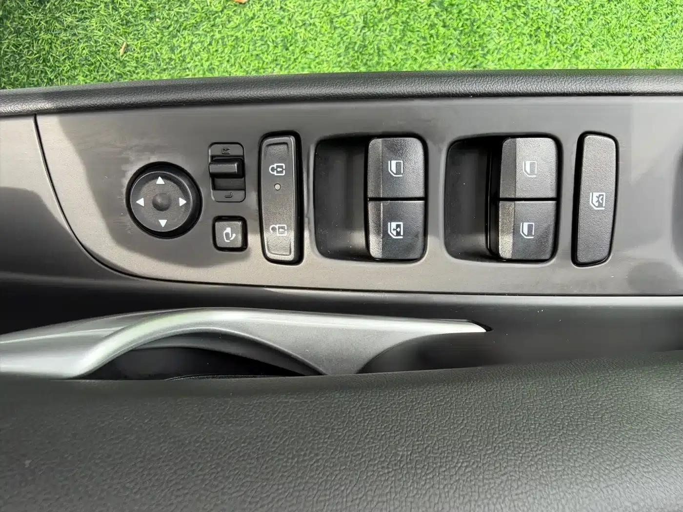 Hyundai Elantra 2022 1.5L CVT GLX Elite Edition — миниатюра 14