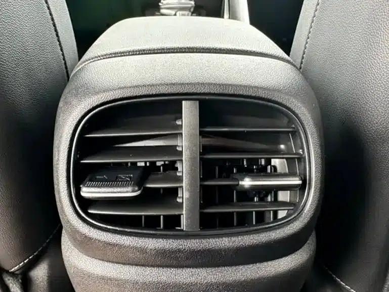 Hyundai Elantra 2022 1.5L CVT LUX Premium Edition — миниатюра 17