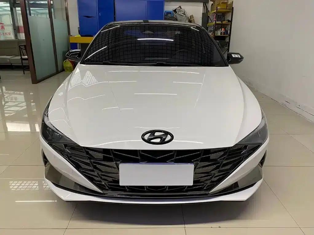 Hyundai Elantra 2022 240TGDi DCT LUX Premium Edition — миниатюра 2