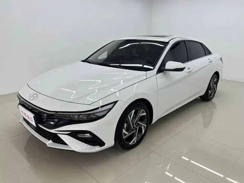 Hyundai Elantra 2023 1.5L CVT GLX Elite Edition — миниатюра 1