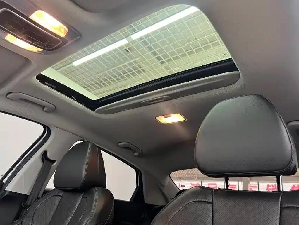 Hyundai Elantra 2023 1.5L CVT GLX Elite Edition — миниатюра 14