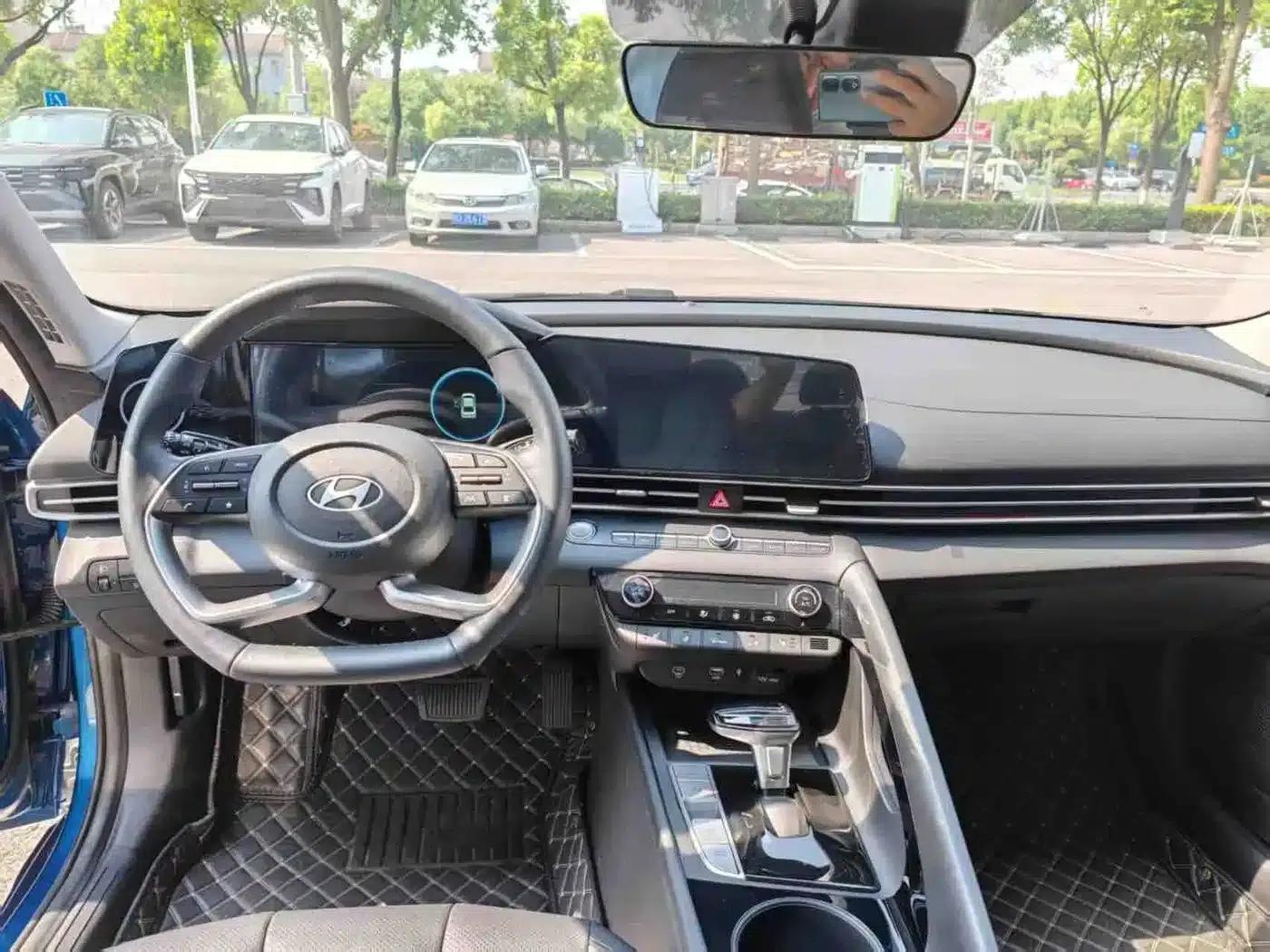 Hyundai Elantra 2023 240TGDi DCT N Line TOP Flagship Edition — миниатюра 7