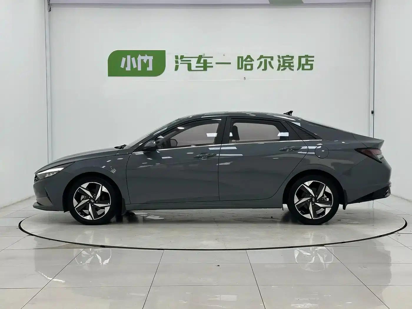 Hyundai Elantra 2022 1.5L CVT GLX Elite Edition — миниатюра 5