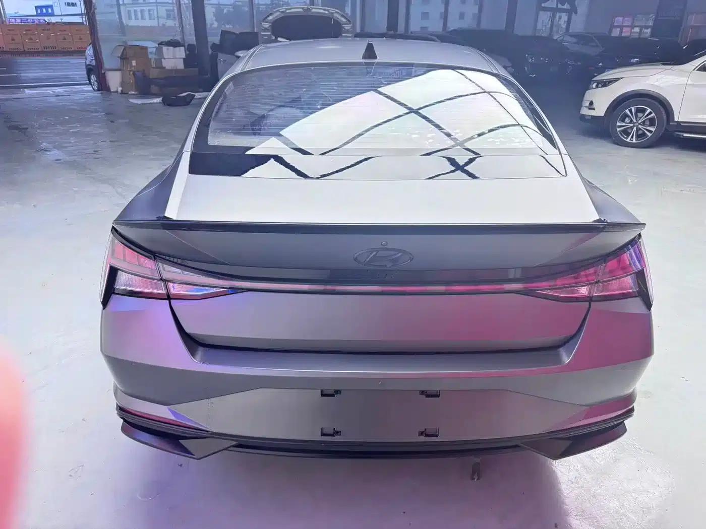 Hyundai Elantra 2022 1.5L CVT 20th Anniversary Edition — миниатюра 5