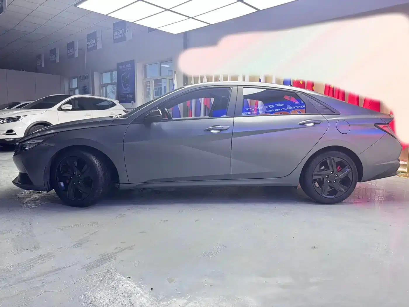Hyundai Elantra 2022 1.5L CVT 20th Anniversary Edition — миниатюра 6
