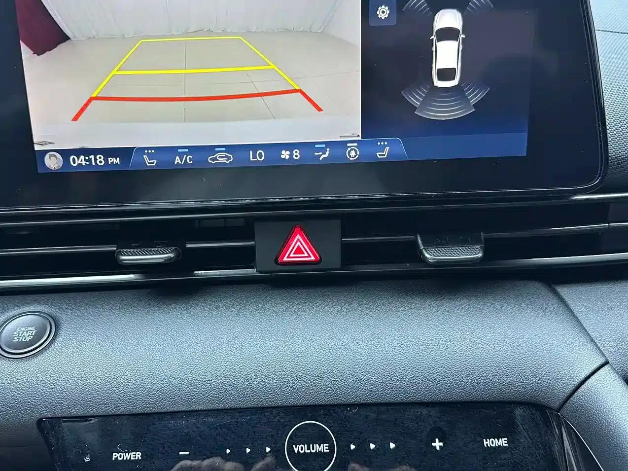 Hyundai Elantra 2022 240TGDi DCT LUX Premium Edition — миниатюра 14