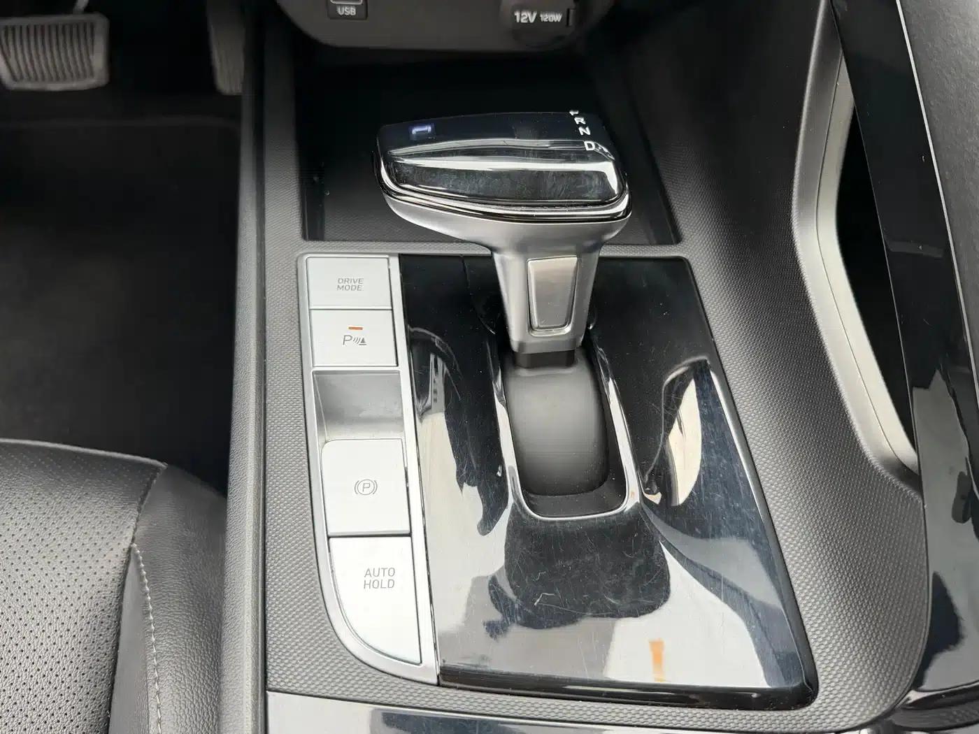 Hyundai Elantra 2022 1.5L CVT GLX Elite Edition — миниатюра 14