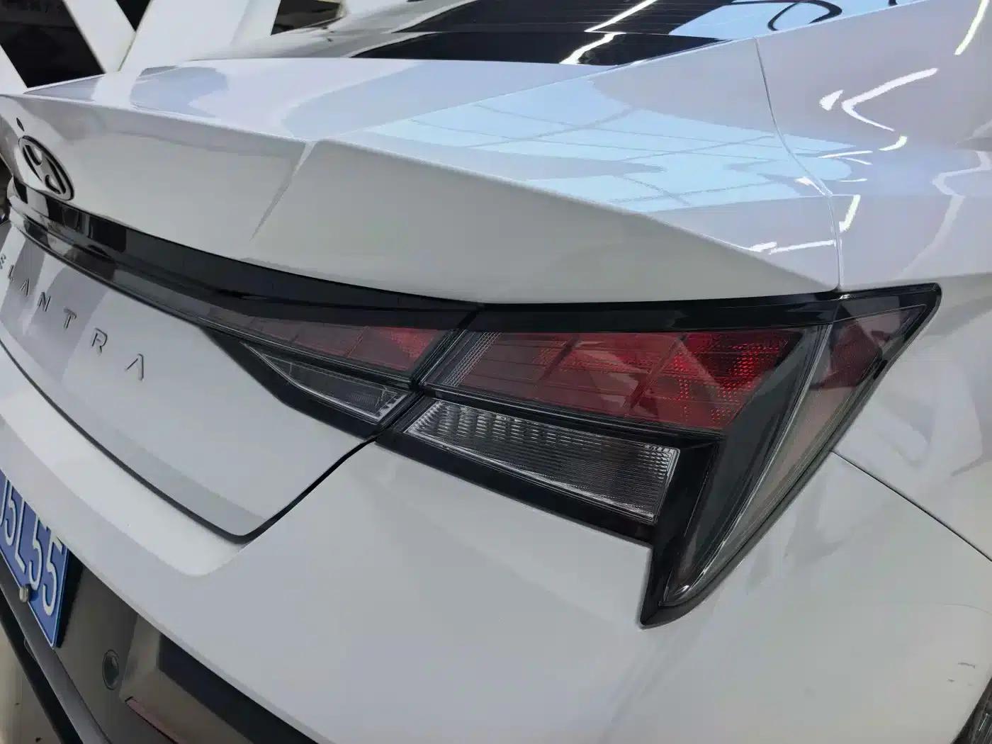 Hyundai Elantra 2023 1.5L CVT GLX Elite Edition — миниатюра 9