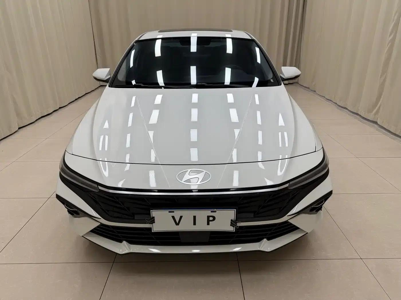 Hyundai Elantra 2023 1.5L CVT GLX Elite Edition — миниатюра 2