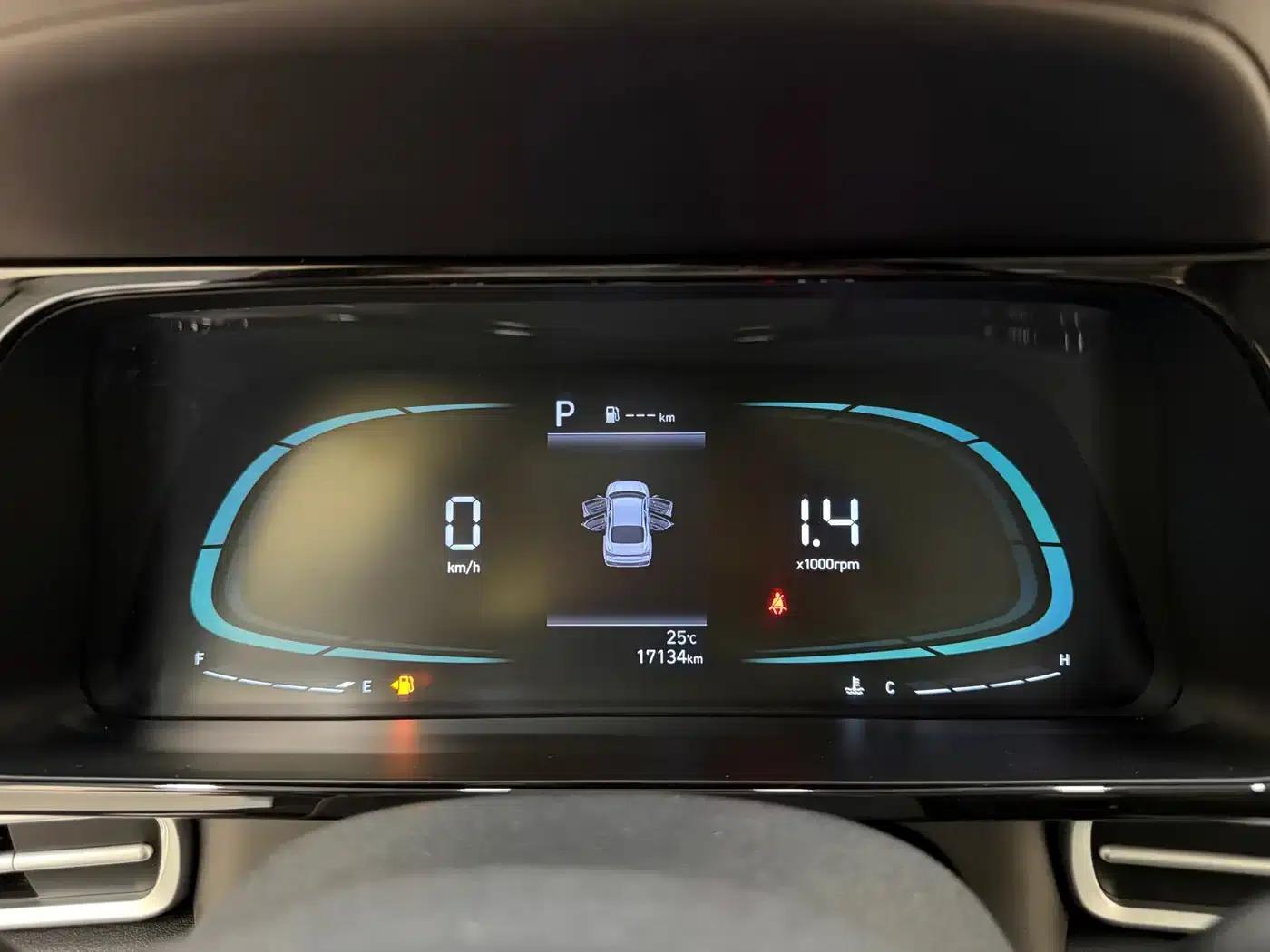 Hyundai Elantra 2023 1.5L CVT GLX Elite Edition — миниатюра 11