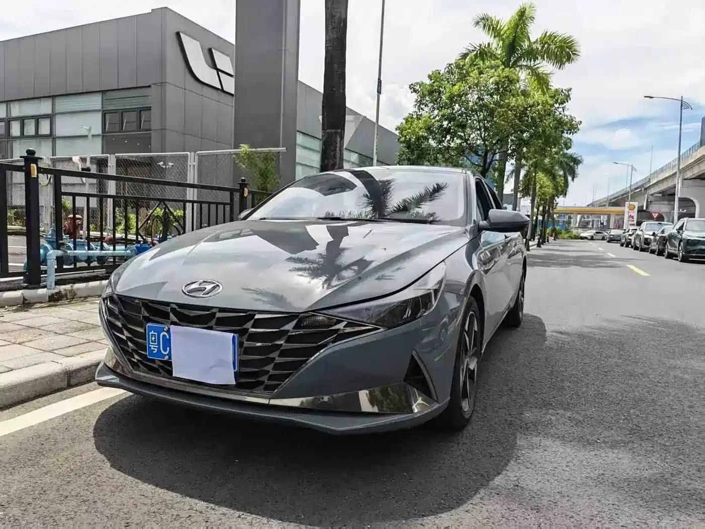 Hyundai Elantra 2021 1.5L CVT GLX Elite Edition — миниатюра 2
