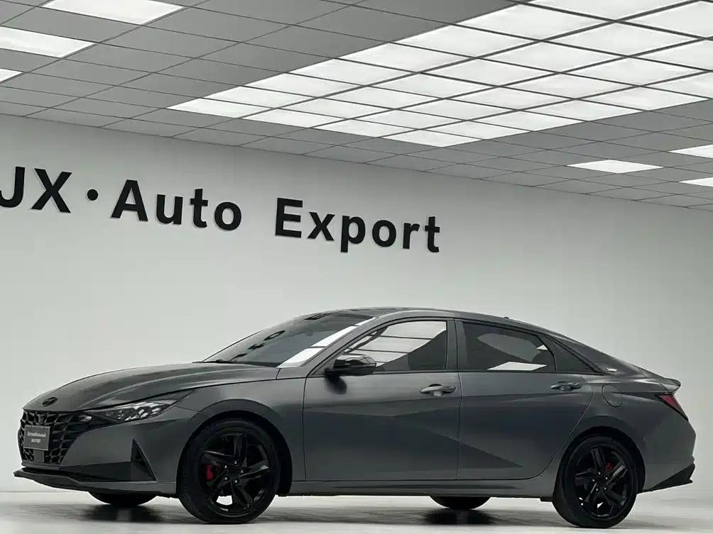 Hyundai Elantra 2022 1.5L CVT 20th Anniversary Edition — миниатюра 11