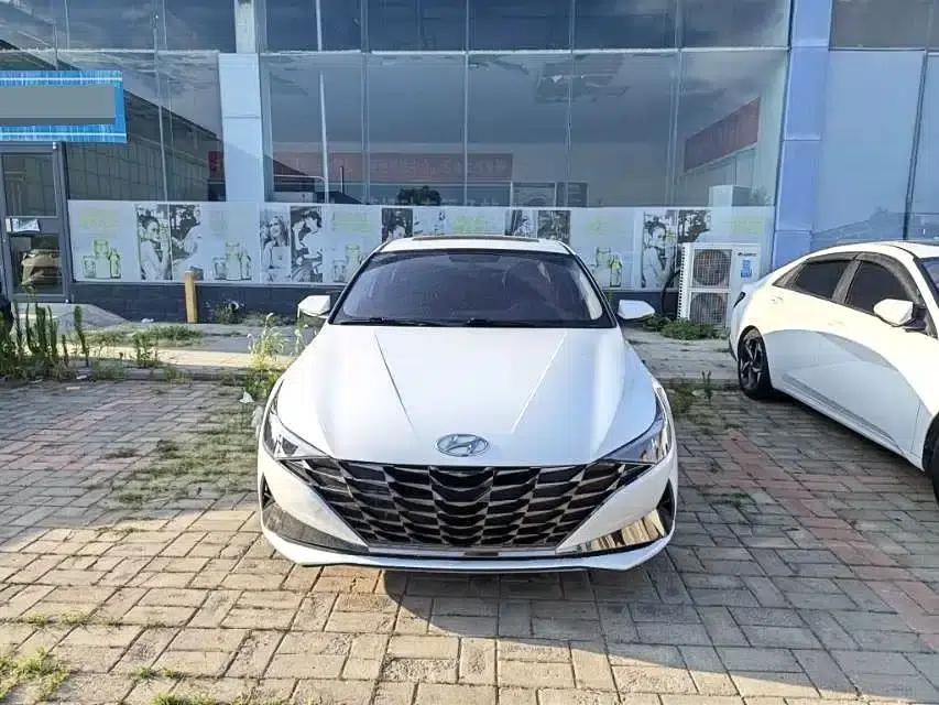 2021 Hyundai Elantra 1.5L CVT GLS Leading Edition — миниатюра 2