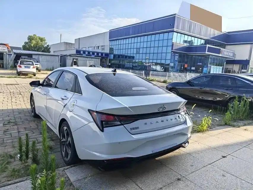 2021 Hyundai Elantra 1.5L CVT GLS Leading Edition — миниатюра 3