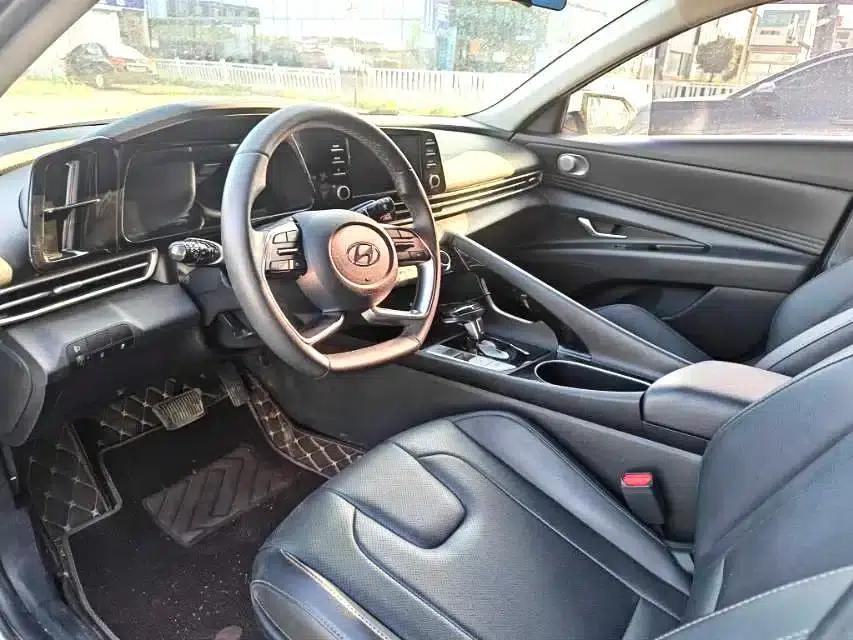 2021 Hyundai Elantra 1.5L CVT GLS Leading Edition — миниатюра 8