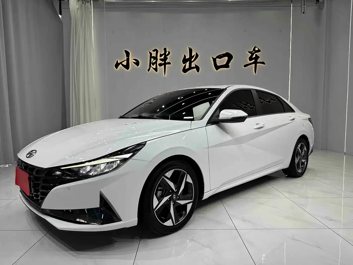Hyundai Elantra 2022 1.5L CVT GLX Elite Edition — миниатюра 1