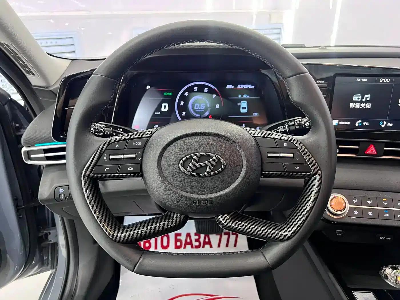 Hyundai Elantra 2022 1.5L CVT GLX Elite Edition — миниатюра 11