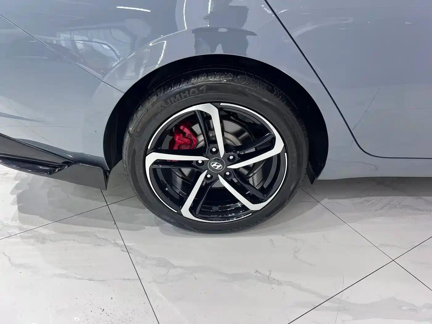 Hyundai Elantra 2022 1.5L CVT GLX Elite Edition — миниатюра 19
