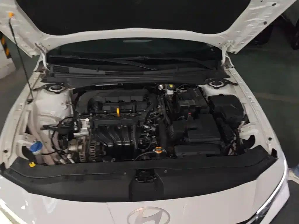 Hyundai Elantra 2023 1.5L CVT GLX Elite Edition — миниатюра 20