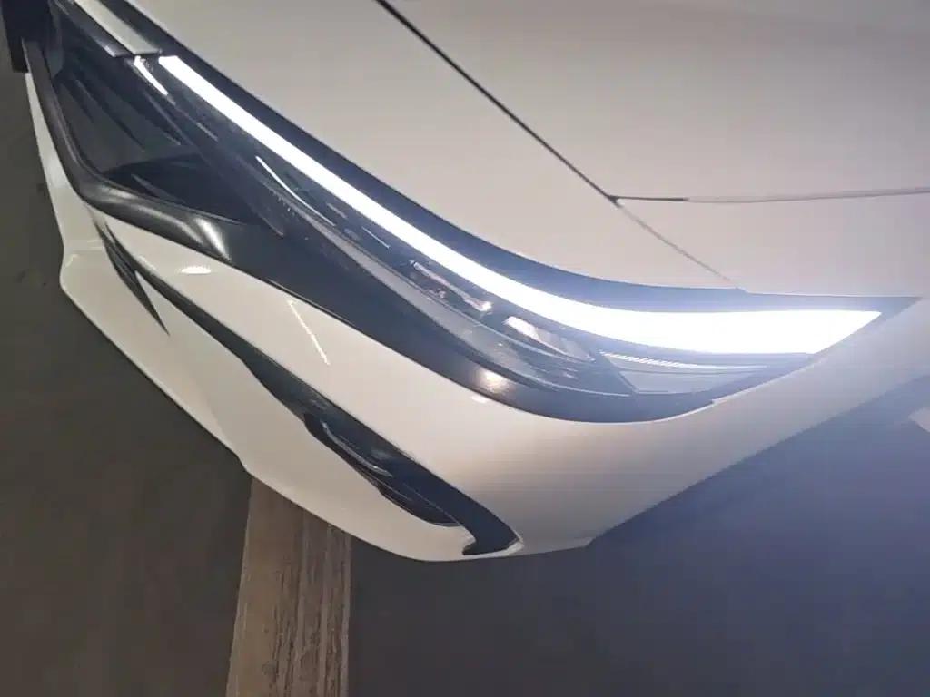 Hyundai Elantra 2023 1.5L CVT GLX Elite Edition — миниатюра 24