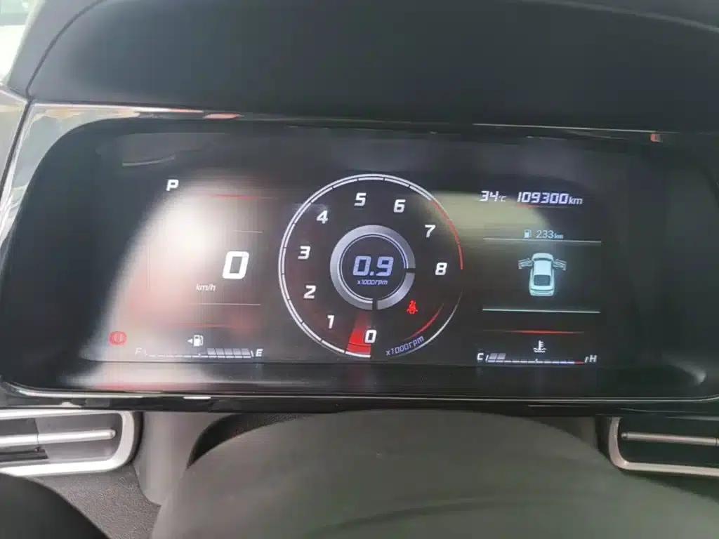 Hyundai Elantra 2021 1.5L CVT GLX Elite Edition — миниатюра 12