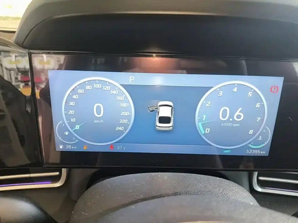 Hyundai Elantra 2021 1.5L CVT TOP Flagship Edition — миниатюра 12