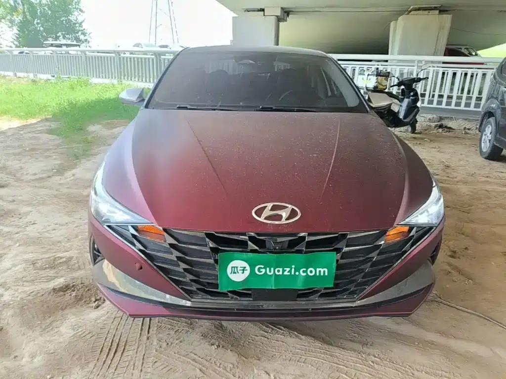Hyundai Elantra 2021 1.5L CVT TOP Flagship Edition — миниатюра 3