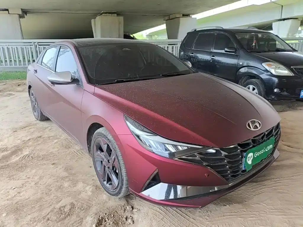 Hyundai Elantra 2021 1.5L CVT TOP Flagship Edition — миниатюра 4