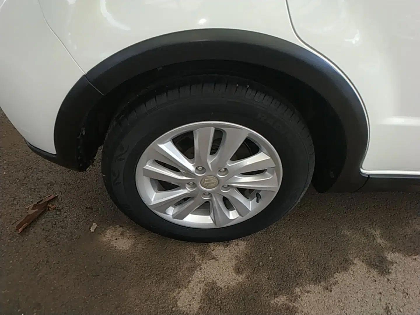 Suzuki SX4 2013 1.6L Automatic CoolRide Model — миниатюра 11