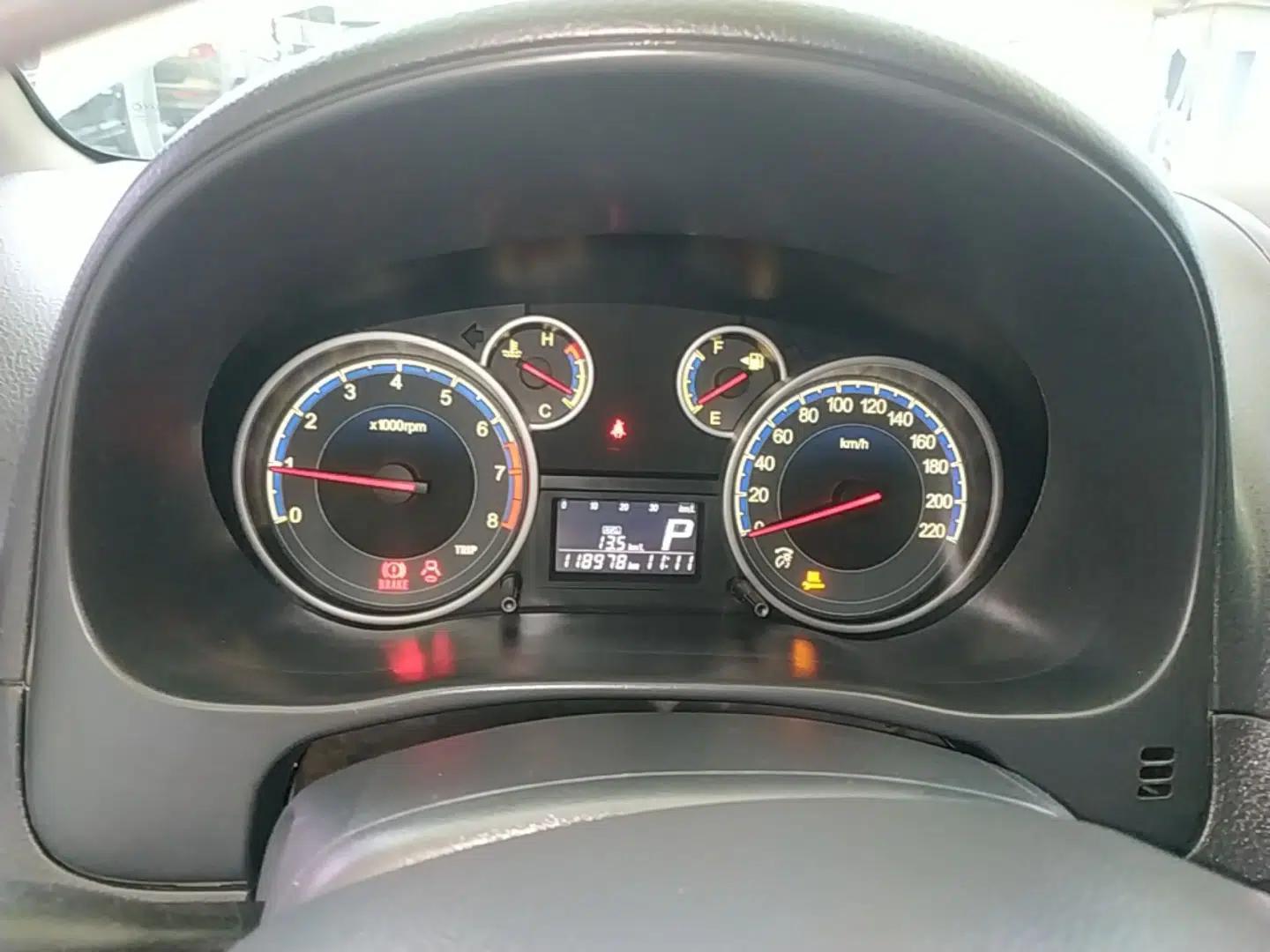 Suzuki SX4 2013 1.6L Automatic CoolRide Model — миниатюра 14