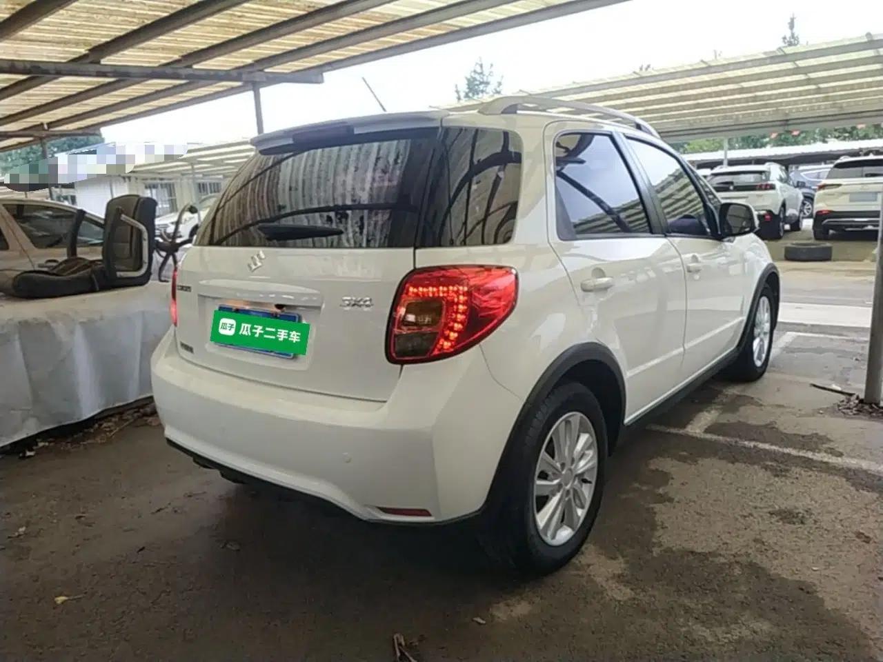 Suzuki SX4 2013 1.6L Automatic CoolRide Model — миниатюра 6