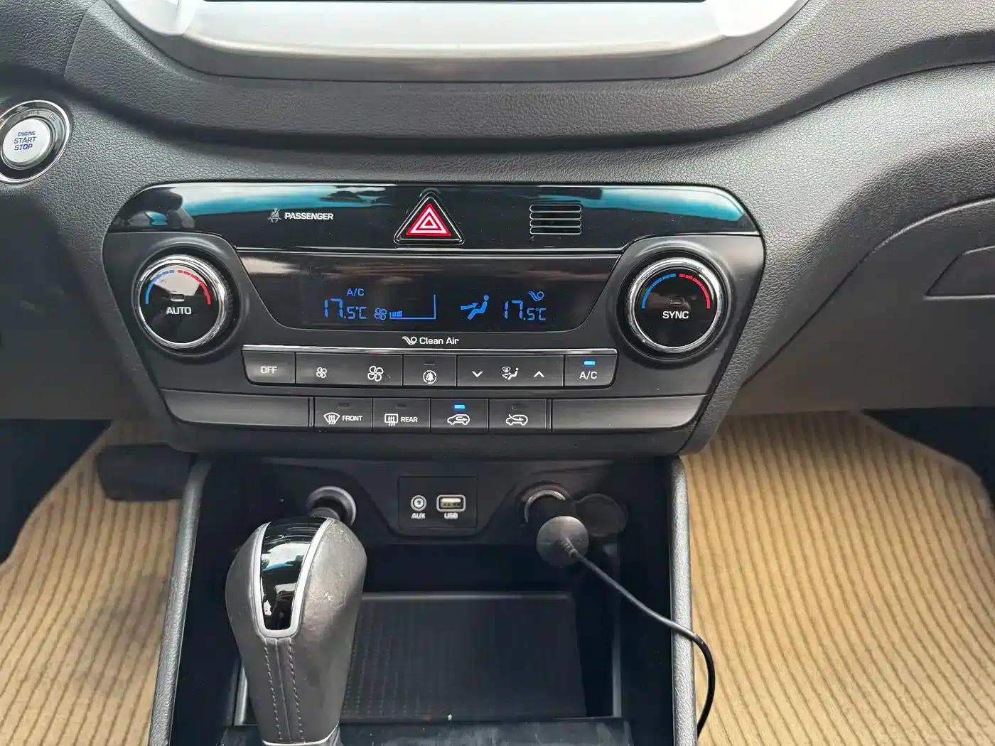 Tucson 2015 1.6T Dual-Clutch Two-Wheel Drive Intelligent Model — миниатюра 11