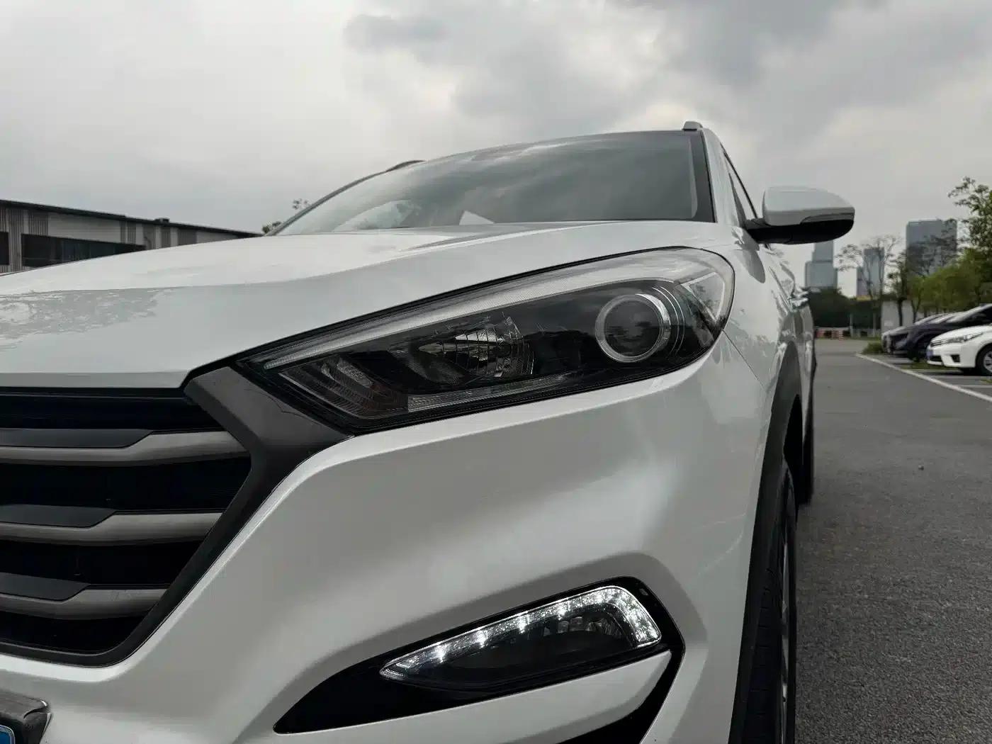 Tucson 2015 1.6T Dual-Clutch Two-Wheel Drive Intelligent Model — миниатюра 15