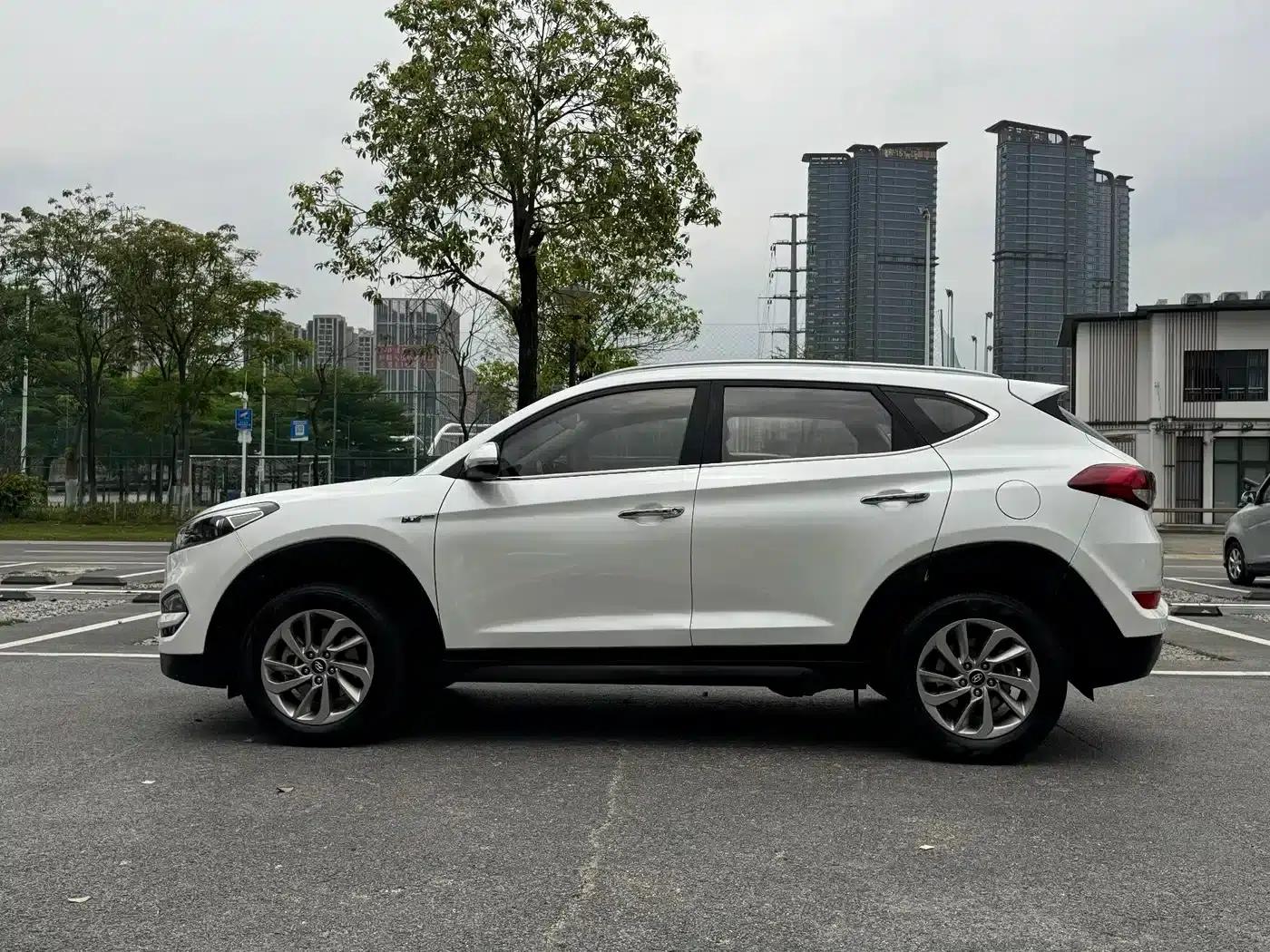 Tucson 2015 1.6T Dual-Clutch Two-Wheel Drive Intelligent Model — миниатюра 23