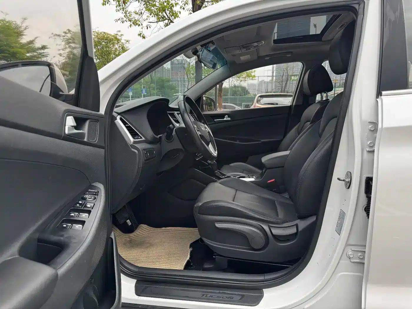 Tucson 2015 1.6T Dual-Clutch Two-Wheel Drive Intelligent Model — миниатюра 4