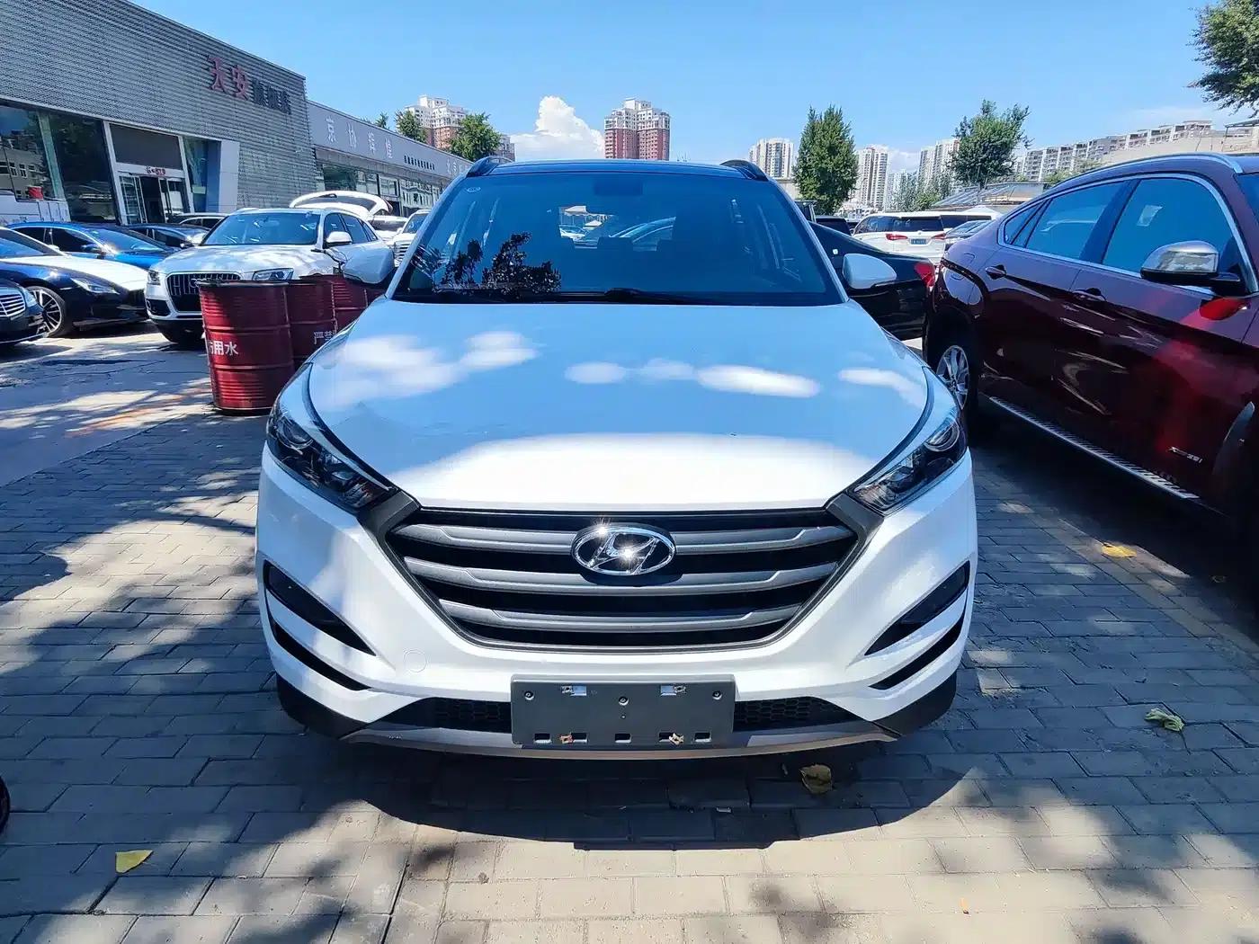Tucson 2015 1.6T Dual-Clutch Two-Wheel Drive Intelligent Model — миниатюра 2