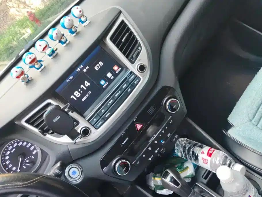 Tucson 2015 1.6T Dual-Clutch Two-Wheel Drive Intelligent Model — миниатюра 13