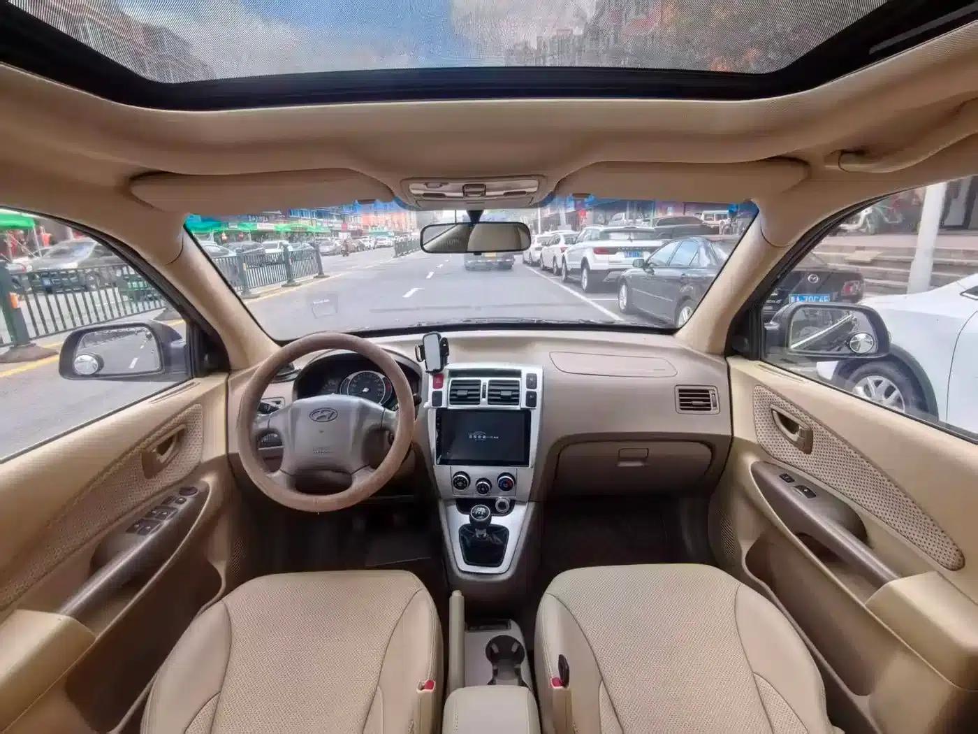 Tucson 2013 2.0L Manual 2WD Fashion Edition — миниатюра 7