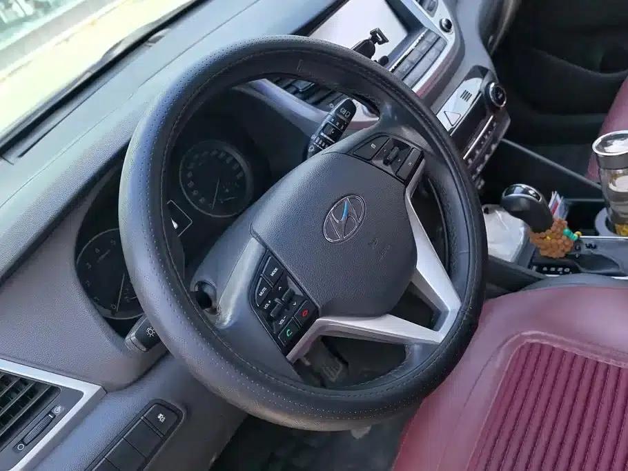Tucson 2015 1.6T Dual-Clutch Two-Wheel Drive Comfort Model — миниатюра 15