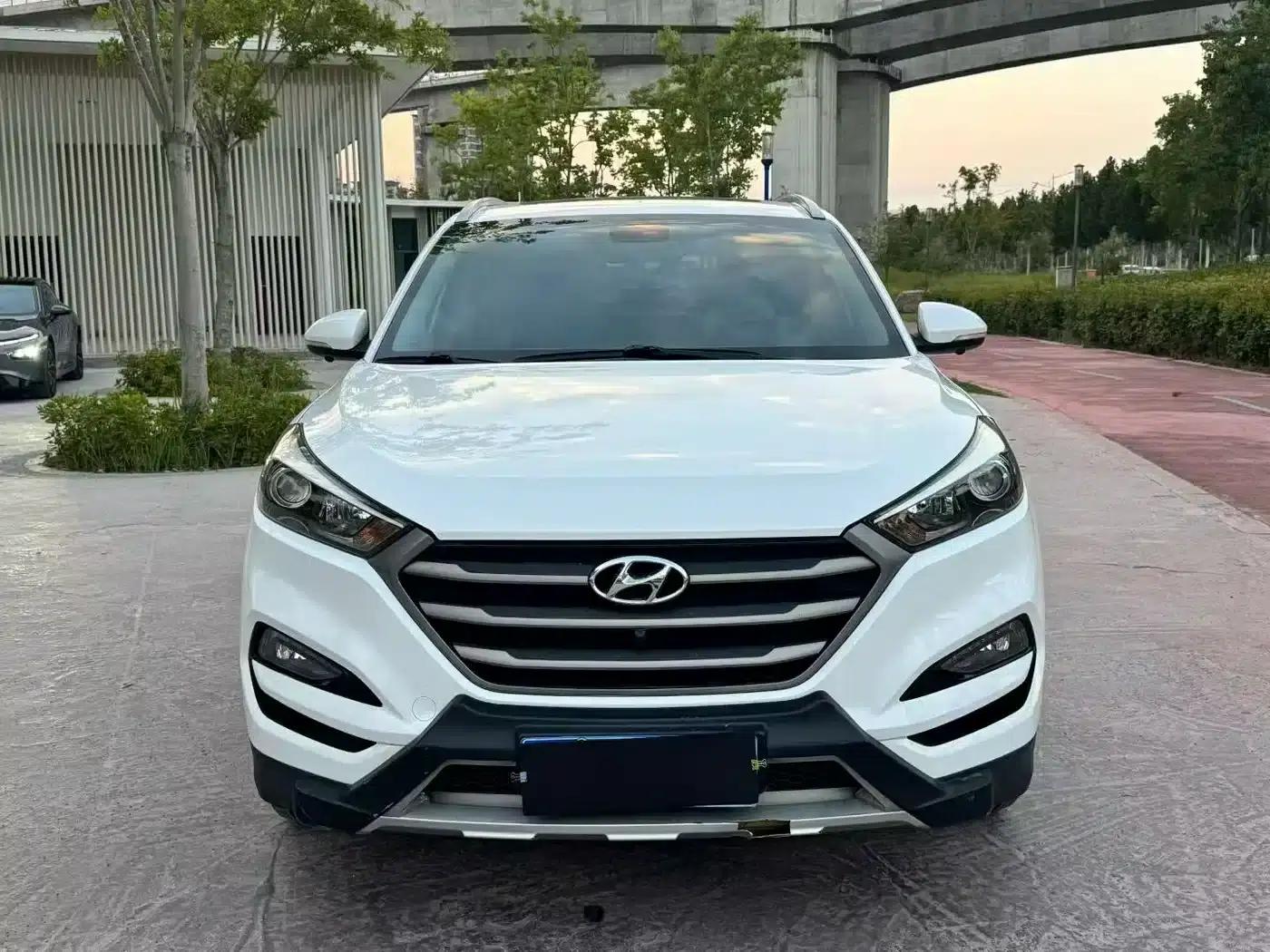 Tucson 2015 1.6T Dual-Clutch Two-Wheel Drive Intelligent Model — миниатюра 2