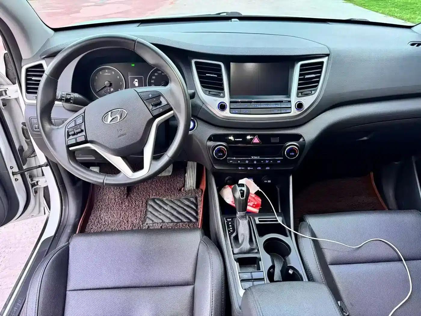 Tucson 2015 1.6T Dual-Clutch Two-Wheel Drive Intelligent Model — миниатюра 6