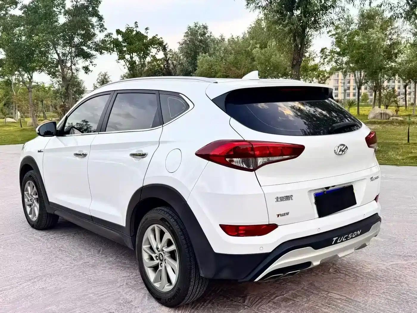 Tucson 2015 1.6T Dual-Clutch Two-Wheel Drive Intelligent Model — миниатюра 9