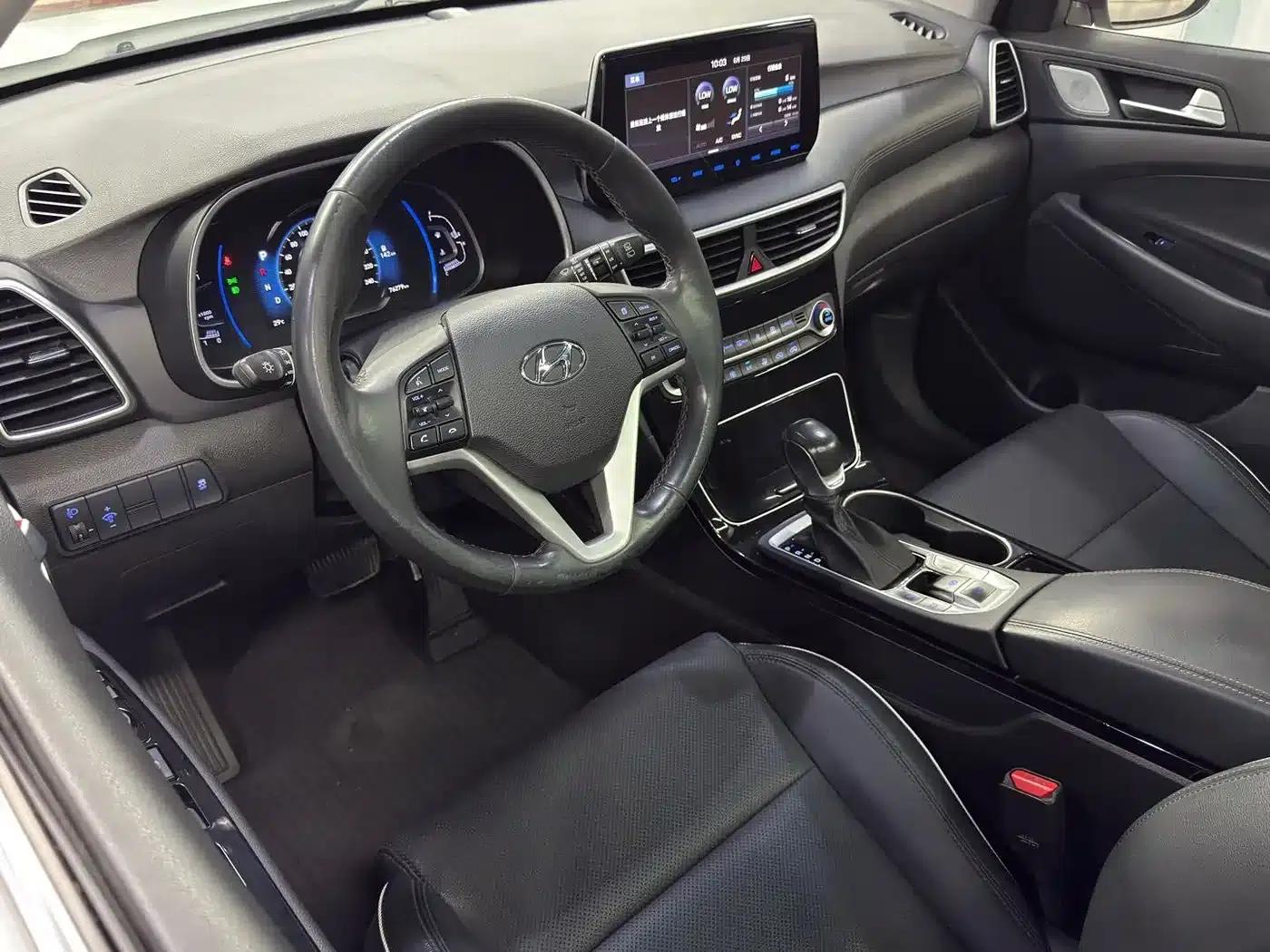 Tucson 2020 280TGDi Dual-Clutch Two-Wheel Drive Fashion Edition (National V Emission Standard) — миниатюра 16