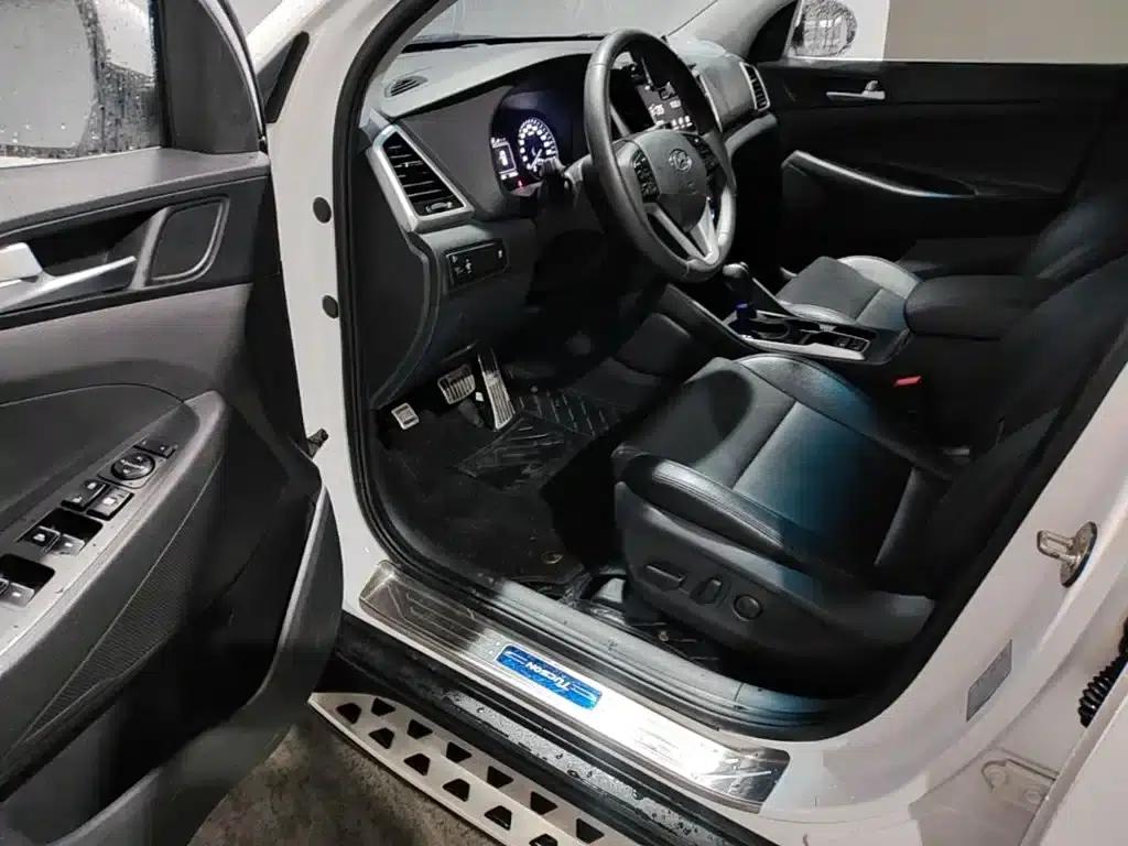 Tucson 2015 1.6T Dual-Clutch Two-Wheel Drive Intelligent Model — миниатюра 16