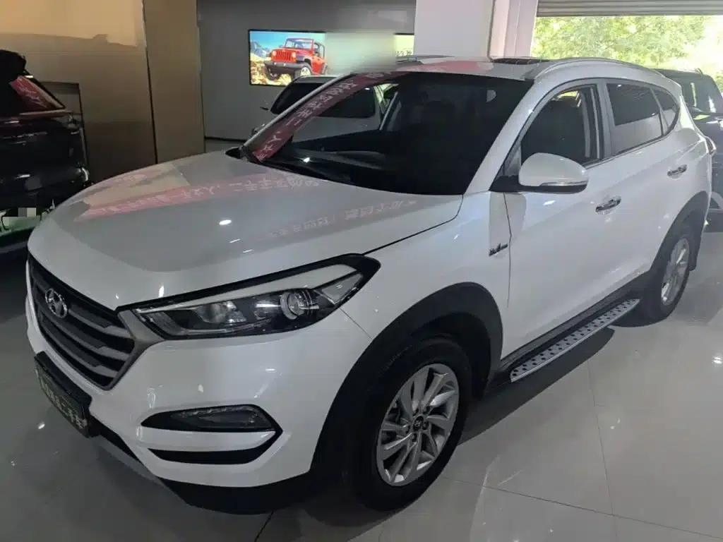 Tucson 2015 1.6T Dual-Clutch Two-Wheel Drive Intelligent Model — миниатюра 1