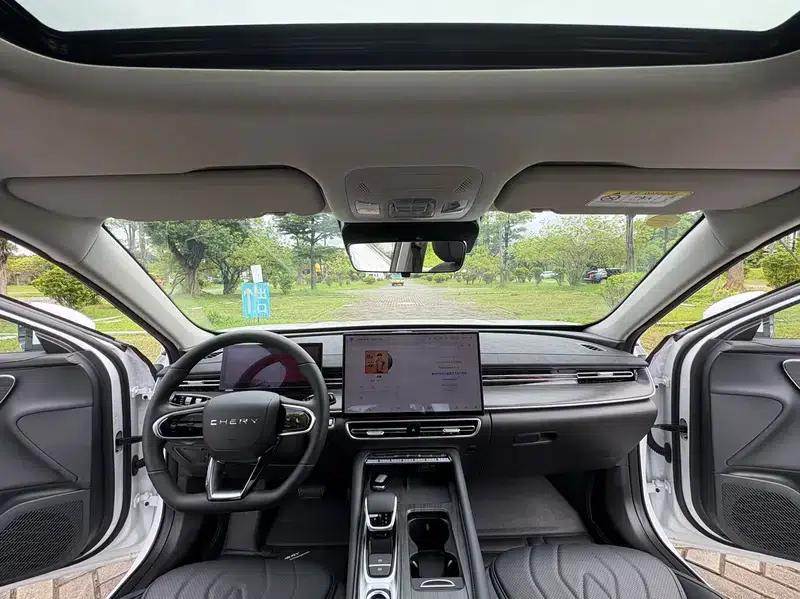 Chery Arrizo 8 PRO 2025 1.6T DCT Comfort Model — миниатюра 19