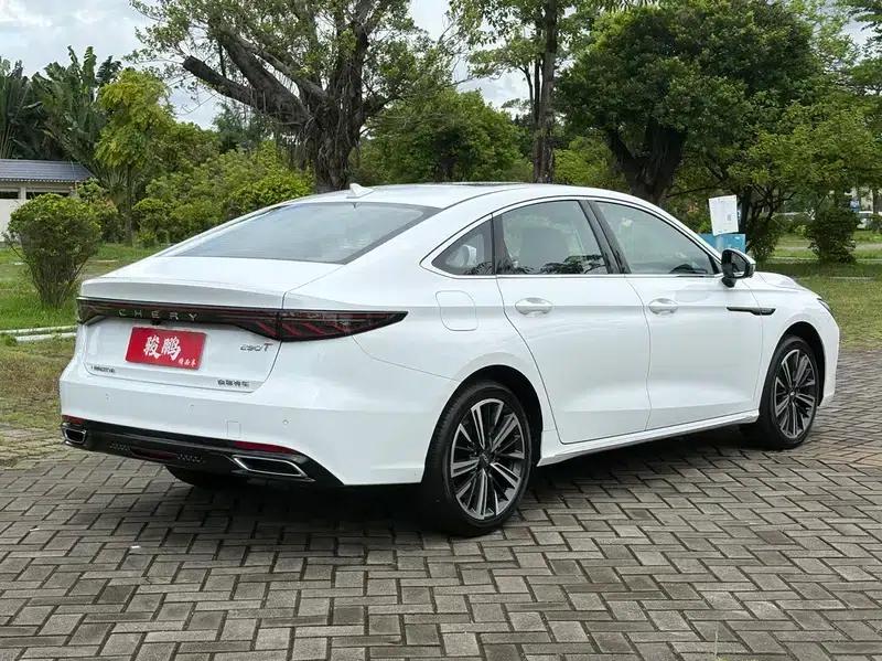 Chery Arrizo 8 PRO 2025 1.6T DCT Comfort Model — миниатюра 7