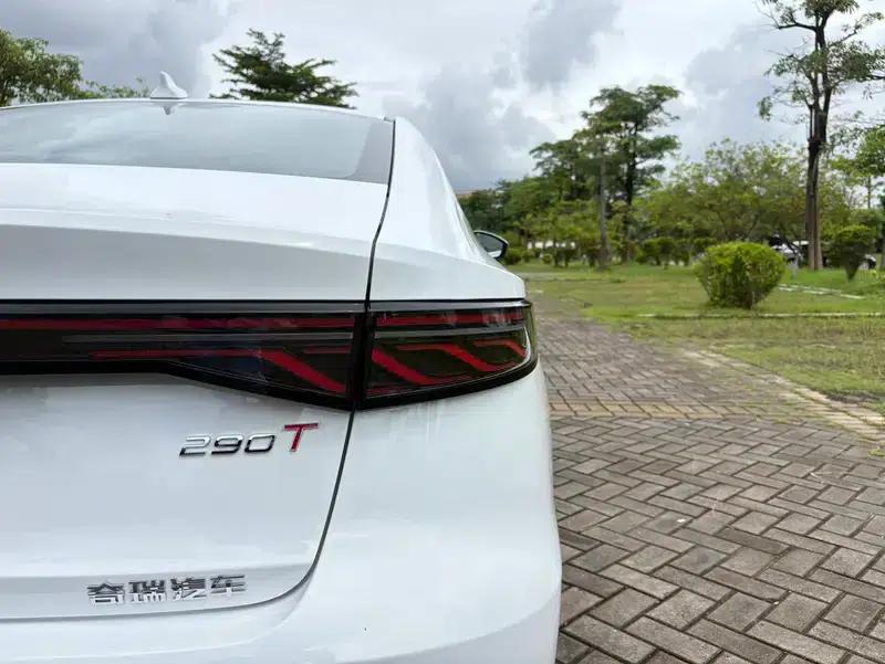 Chery Arrizo 8 PRO 2025 1.6T DCT Comfort Model — миниатюра 8