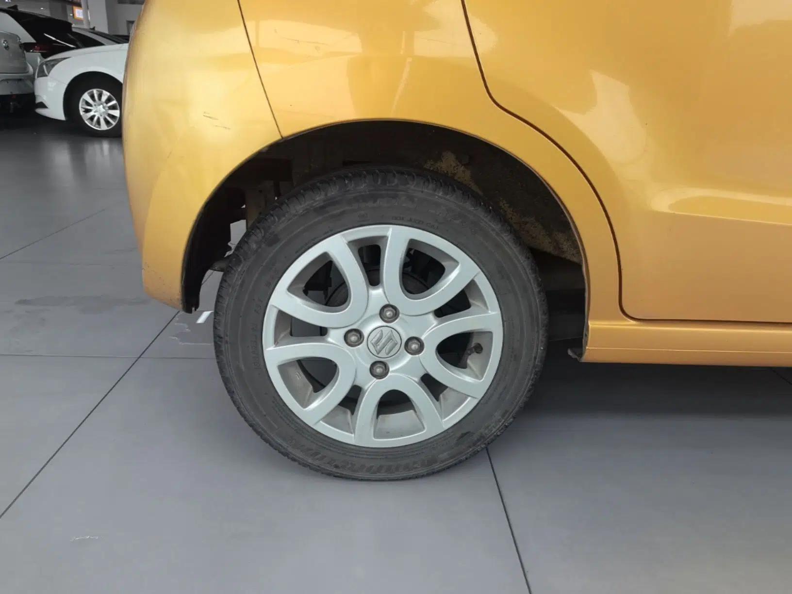 Suzuki Alto 2013 1.0L Automatic Luxury Model — миниатюра 11