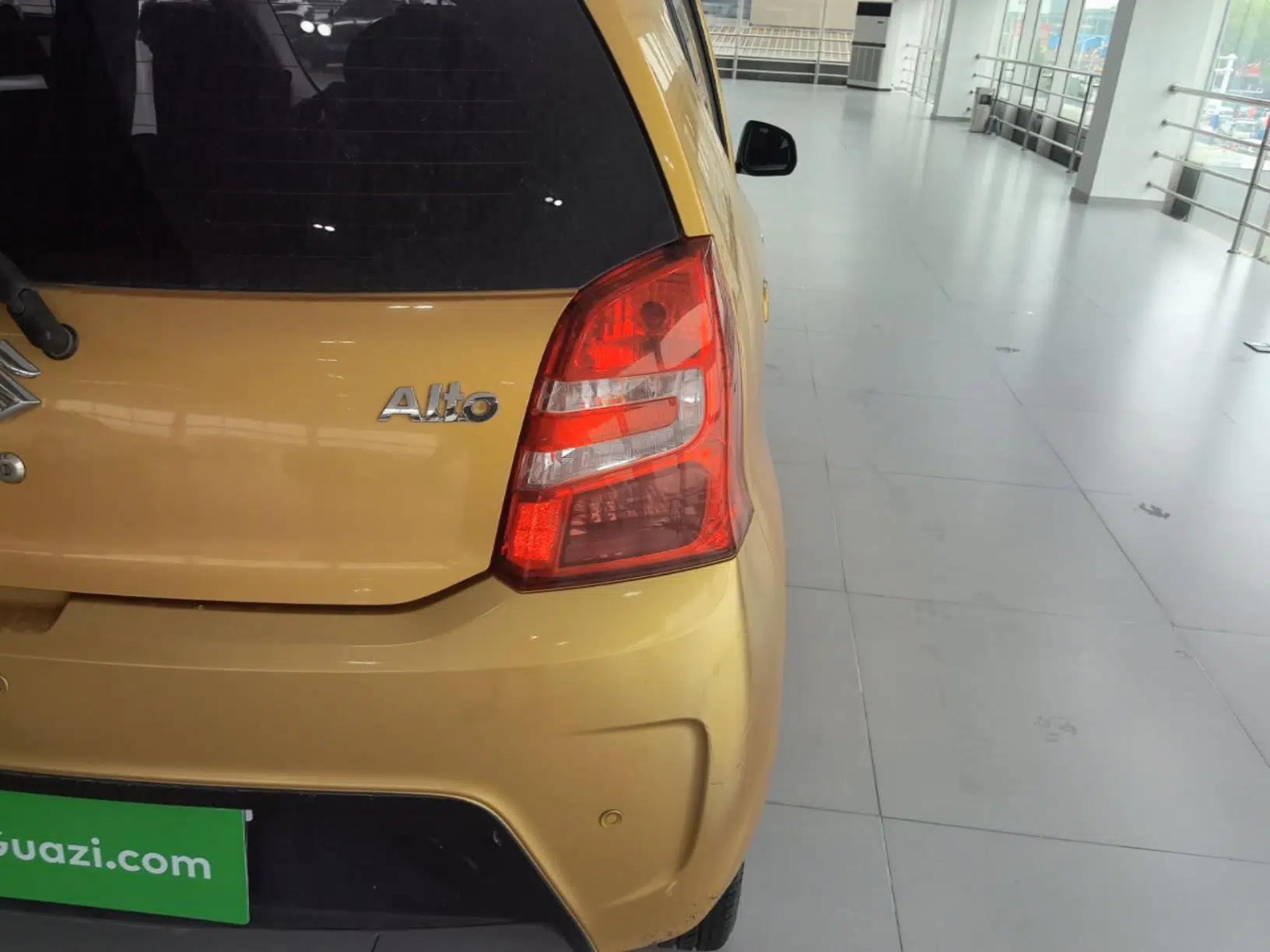 Suzuki Alto 2013 1.0L Automatic Luxury Model — миниатюра 9